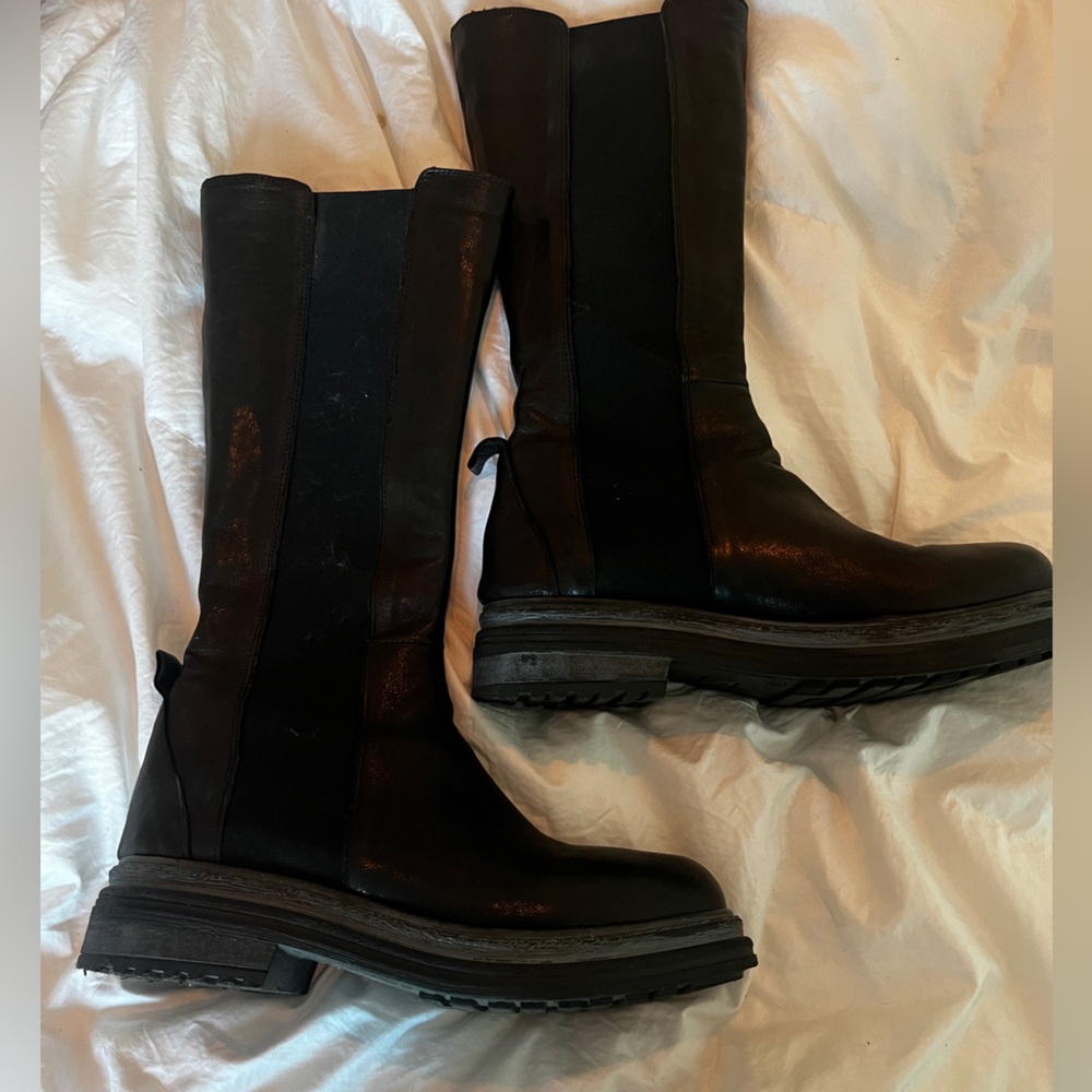 Italian Black Boots